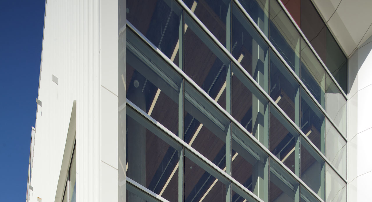 Ec2 Top Exterior 1280X600 96Dpi